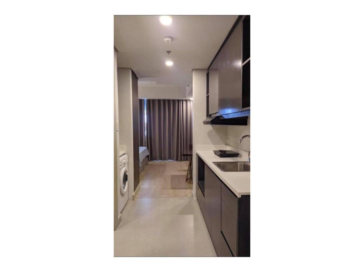 Capital O 804 The Residences At Bonifacio Civic Center 马尼拉 外观 照片