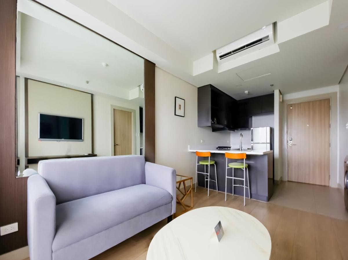 Capital O 804 The Residences At Bonifacio Civic Center 马尼拉 外观 照片